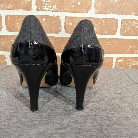 Liz Claiborne Grey Flannel Heels - Picture 4 of 5